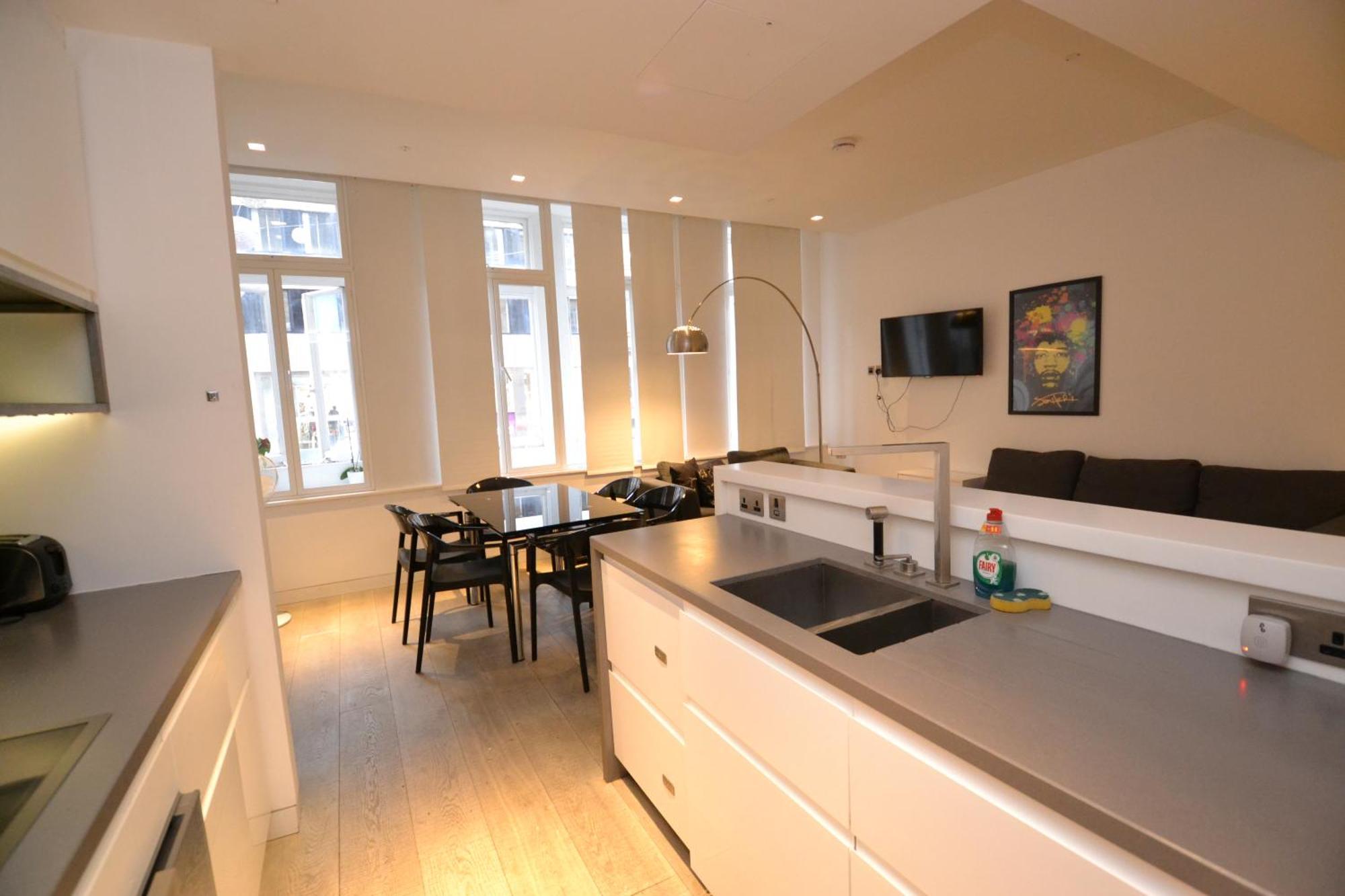 Modern 2 Bedroom Apartment, Oxford Street ロンドン エクステリア 写真